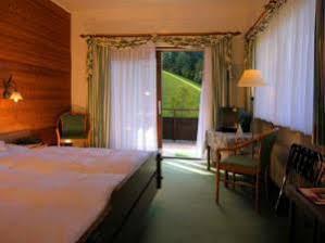 Md Waldhotel Palmspring Бад-Петерсталь-Грисбах Экстерьер фото